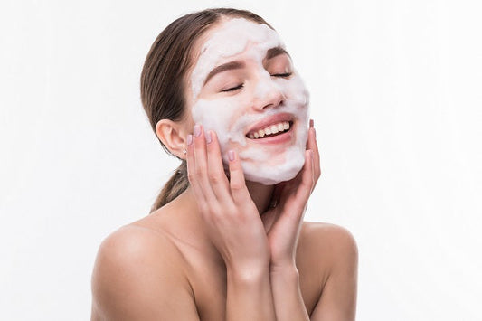 Gluta White Face Wash – Your Daily Solution for Clear and Bright Skin